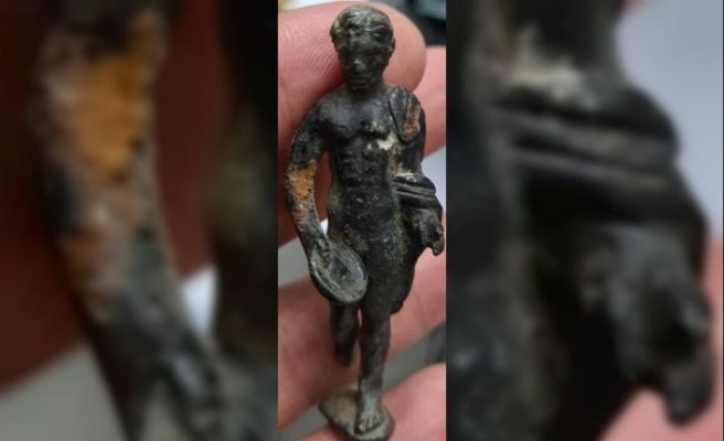 Bursa'da Roma döneminden kalma heykeli satmaya çalışan 2 şüpheli yakalandı