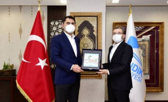 Çevre ve Şehircilik Bakanı Murat Kurum, Pendik Belediyesini ziyaret etti