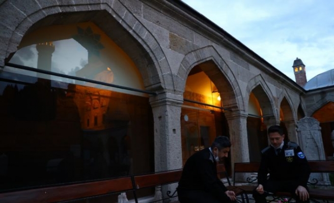 On bir ayın sultanı ramazanın son iftarı Edirne'de yapıldı