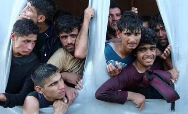 Kırklareli'nde 34 sığınmacı yakalandı