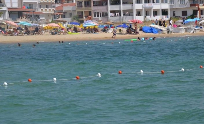 Saros sahillerinde emniyet şamandıralarıyla “güvenli yüzme alanları“ oluşturuluyor