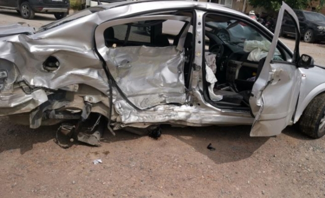 Kocaeli'de zincirleme trafik kazası: 1 ölü, 2 yaralı