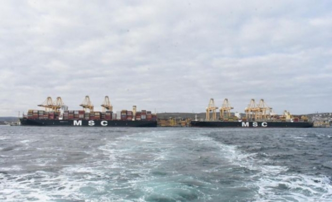 Dev konteyner gemisi “MSC Samar“ Tekirdağ'dan ayrıldı