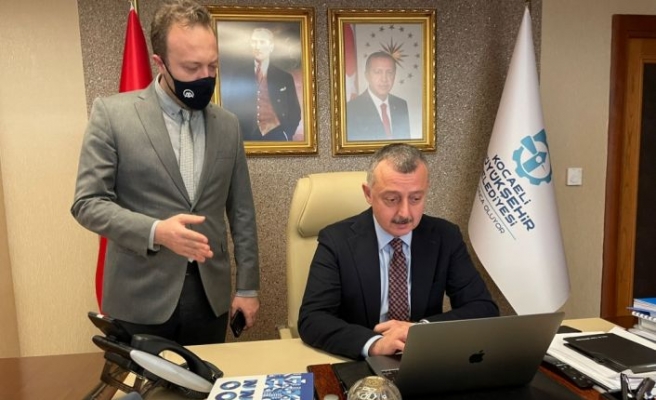 Kocaeli Büyükşehir Belediye Başkanı Büyükakın AA'nın Yılın Fotoğrafları oylamasına katıldı