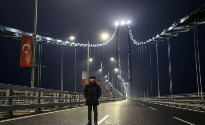 Bakan Karaismailoğlu gün doğumunu 1915 Çanakkale Köprüsü'nde karşıladı: