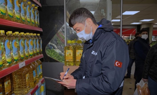 İstanbul'da marketlerde ayçiçeği yağı denetimi yapıldı