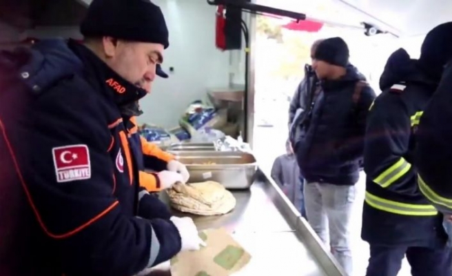 Mobil yemek tırı Ukrayna sınırına ulaştı