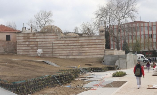Kent Konseyi'nden tarihi hamam ve hanın Selimiye Meydan Projesi'ne alınması talebi
