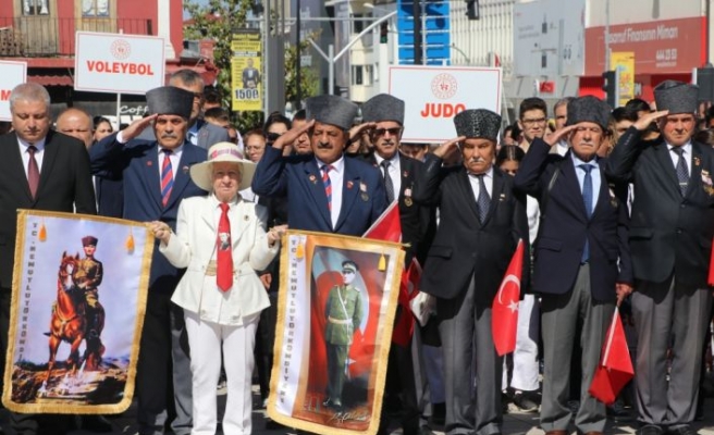 19 Mayıs Atatürk'ü Anma Gençlik ve Spor Bayramı Trakya'da törenlerle kutlandı