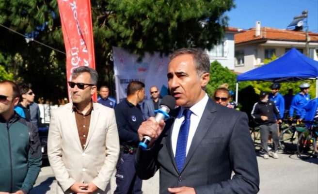 Balıkesir'de Gençler ve Yıldızlar Türkiye Bisiklet Şampiyonası başladı