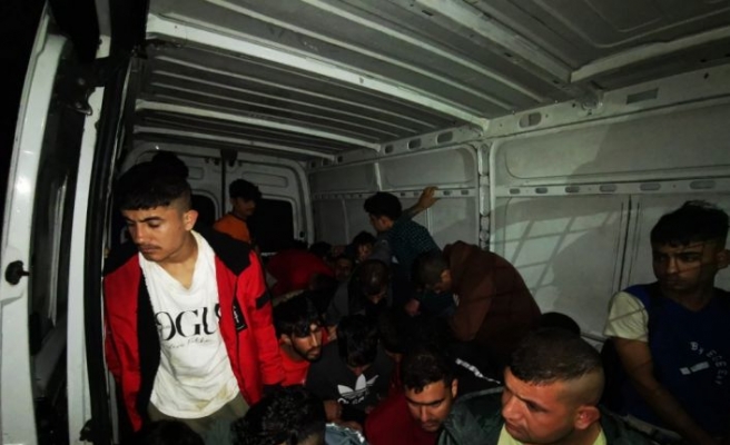Edirne'de düzensiz göçmen yakalandı
