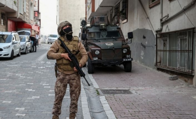 İstanbul'da uyuşturucu operasyonunda  baskın yapıldı