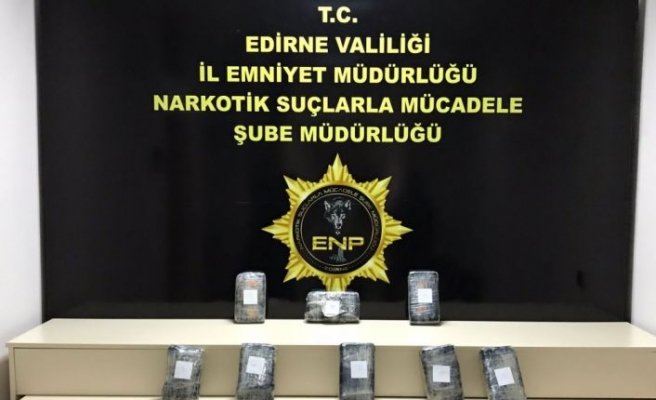 Edirne'de bir araçta 9 kilo 120 gram kokain ele geçirildi