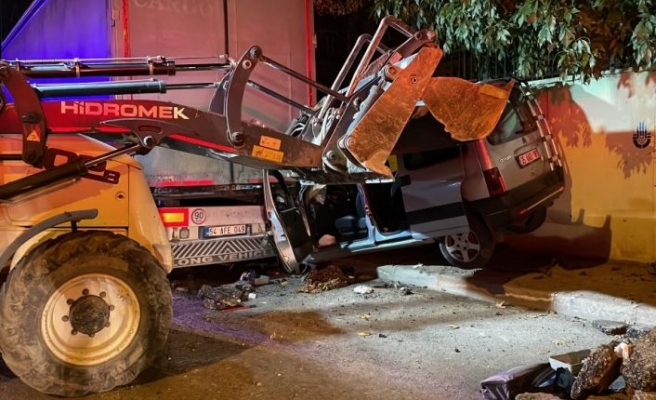 İstanbul'daki trafik kazasında 2'si ağır 4 kişi yaralandı