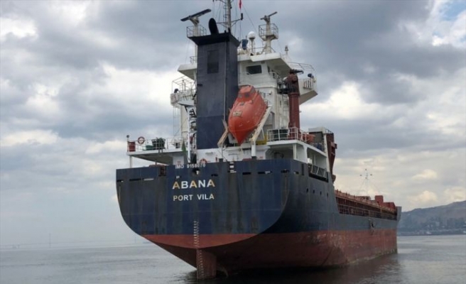 İzmit Körfezi'ni kirleten gemiye 4 milyon 968 bin lira ceza kesildi