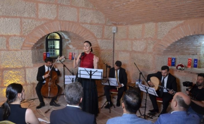 Türk Dünyası Kültür Başkenti Bursa'da İpek Yolu'nda Meşk Konseri düzenlendi