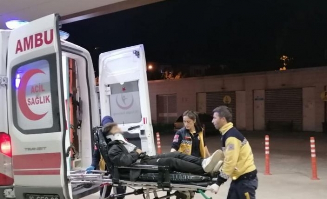Bursa'da devrilen motosikletin sürücüsü ağır yaralandı