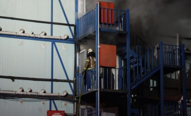 Ümraniye'de işçilerin kaldığı konteynerde çıkan yangın söndürüldü