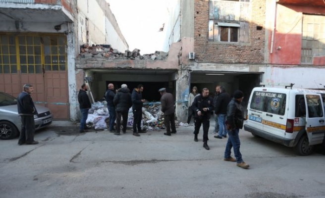 Bursa'da bir kişi kullanılmayan binada ölü bulundu
