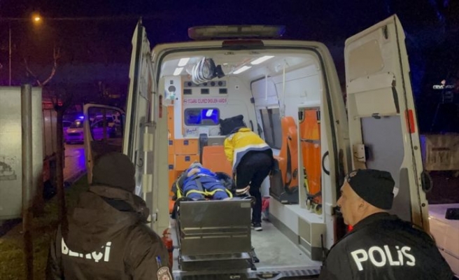 Bursa'da polisten kaçarken kaza yapan otomobildeki 1 kişi öldü, 4 kişi yaralandı