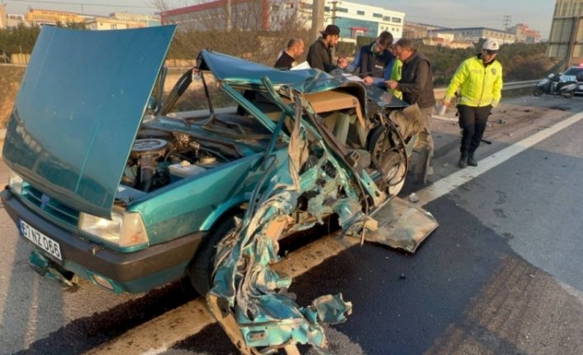 Anadolu Otoyolu'nun Kocaeli kesiminde zincirleme trafik kazası ulaşımı aksattı