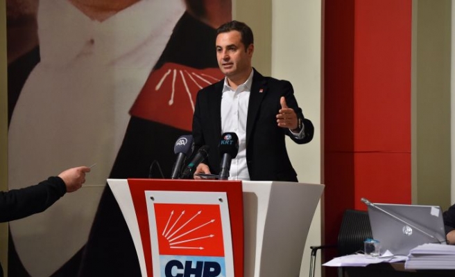 CHP Genel Başkan Yardımcısı Ahmet Akın, CHP Afet Koordinasyon Merkezi çalışmalarına dair açıklama yaptı