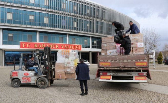 Doğu Marmara ve Batı Karadeniz'den deprem bölgelerine yardım seferberliği sürüyor