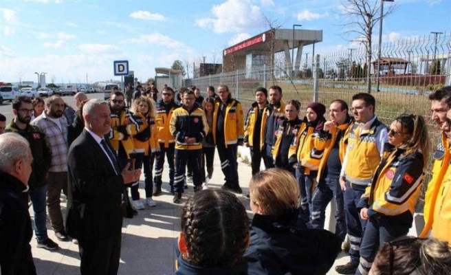 Edirne ve Tekirdağ'dan 95 gönüllü daha deprem bölgesine gönderildi