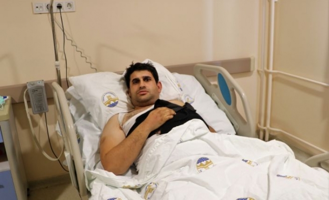 Trakya Üniversitesi Tıp Fakültesi Hastanesinde yaralı depremzedelerin tedavileri sürüyor