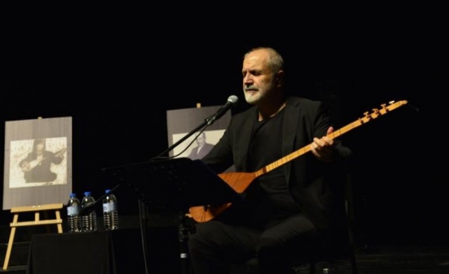 Bursa'da Aşık Veysel anısına Kara Toprak konseri düzenlendi