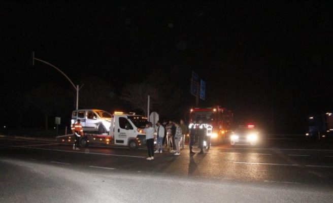 Bilecik'teki zincirleme trafik kazasında 4 kişi yaralandı