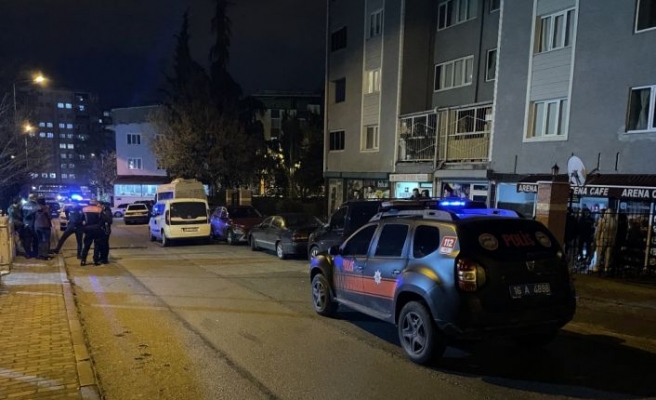 Bursa'da parkta çıkan bıçaklı kavgada 2 kişi yaralandı