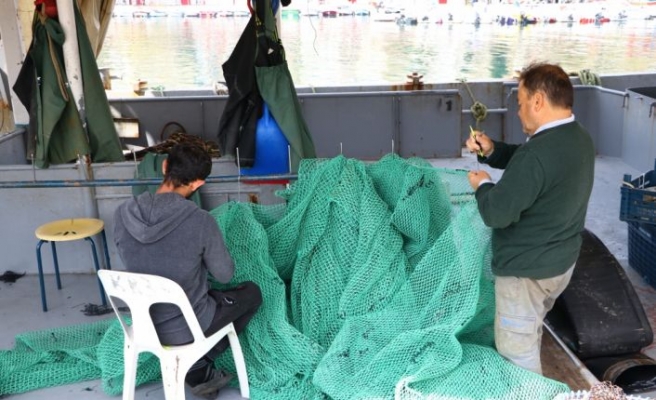 Tekirdağlı balıkçıların ağ mesaisi başladı