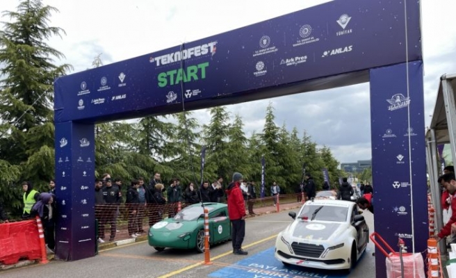 Uluslararası Efficiency Challenge Elektrikli Araç Yarışları Kocaeli'de sürüyor
