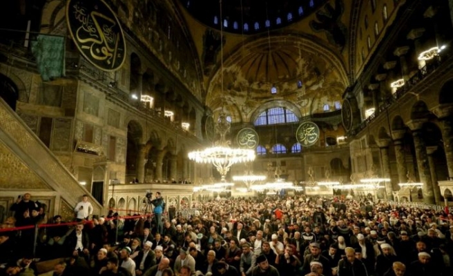 Ayasofya Camisi'nde İstanbul'un fethi programı düzenlendi