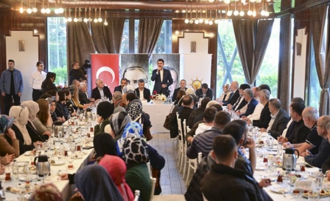 Bakan Kurum, AK Parti Şile ilçe teşkilatı ile buluştu