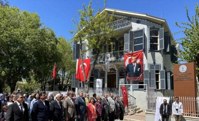İstanbul Büyükada Edebiyat Müze Kütüphanesi açıldı