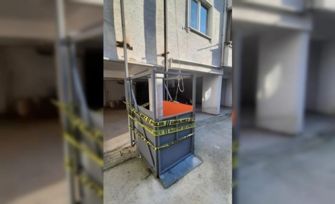 Bursa'da seyyar asansörün halatının kopması sonucu 2 kişi öldü