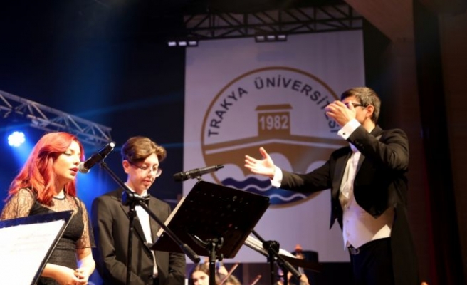 Edirne Lisesi senfoni orkestrasından “Cumhuriyet“ konseri