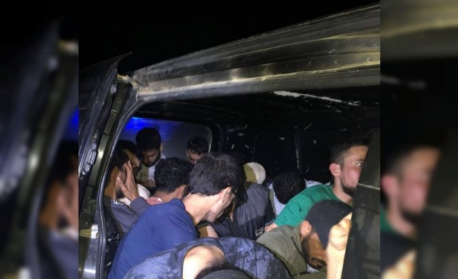 Edirne'de 22 düzensiz göçmen yakalandı
