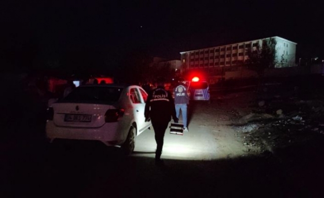 Tekirdağ'da kavgada tüfekle ateş edilmesi sonucu evinin önünde oturan hamile kadın öldü