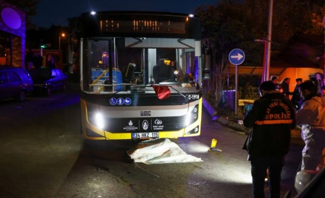 İstanbul’da İETT otobüsünün çarptığı kadın hayatını kaybetti