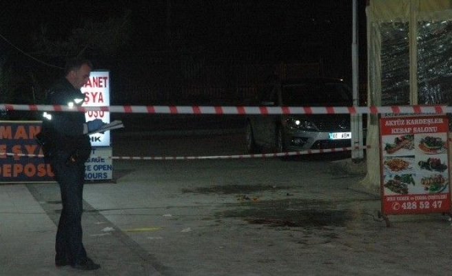 Adana’da bıçaklı kavga: 1 ölü 1 yaralı