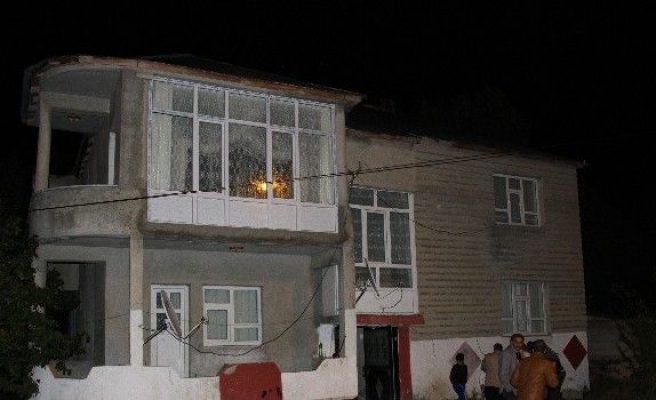 AK Parti Muradiye İlçe Gençlik Kolları Başkanının evine saldırı