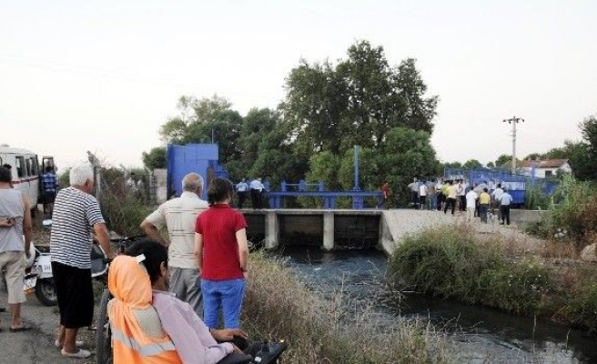 Antalya’da İki Genç Sulama Kanalında Boğuldu