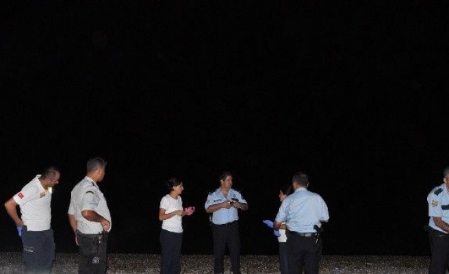 Antalya’da serinlemek için denize giren genç boğuldu