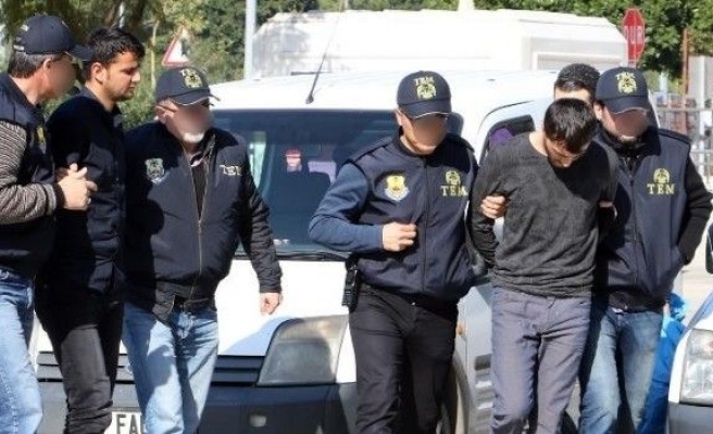Antalya’daki Patlamalarla İlgili 2 Kişi Tutuklandı
