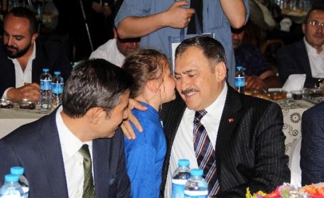 Bakan Eroğlu, Kastamonu’da Toplu Temel Atma Törenine Katıldı
