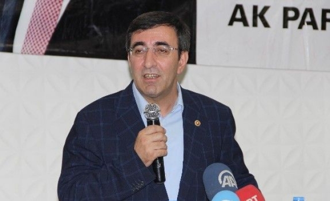Bakan Yılmaz Diyarbakır’da İlçe Danışma Meclis Toplantısına Katıldı
