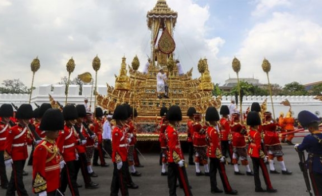 Başbakan Yardımcısı Işık, Tayland Kralının cenaze töreninde